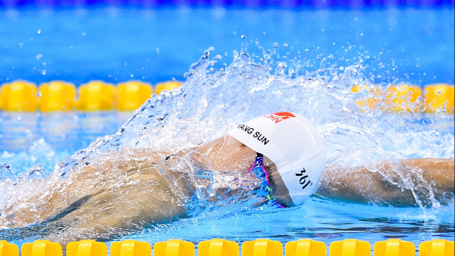 开云中国官网-冠军的秘密武器：车队最新研发设备全揭秘，中国冠军车队